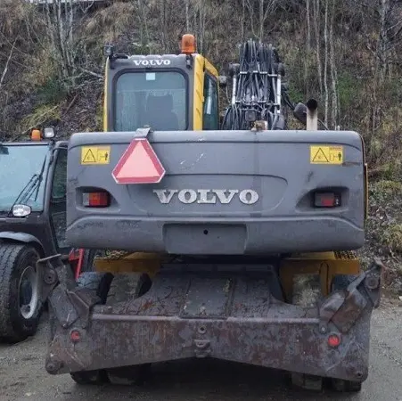Колесный экскаватор Volvo EW140B в Украине - фото № 13