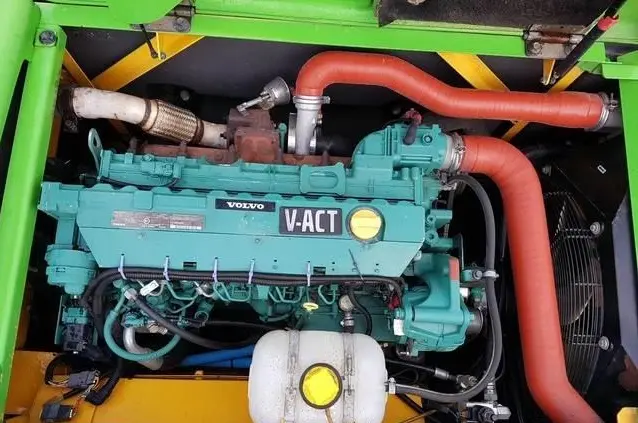 Колесный экскаватор Volvo EW160C в Украине - фото № 2