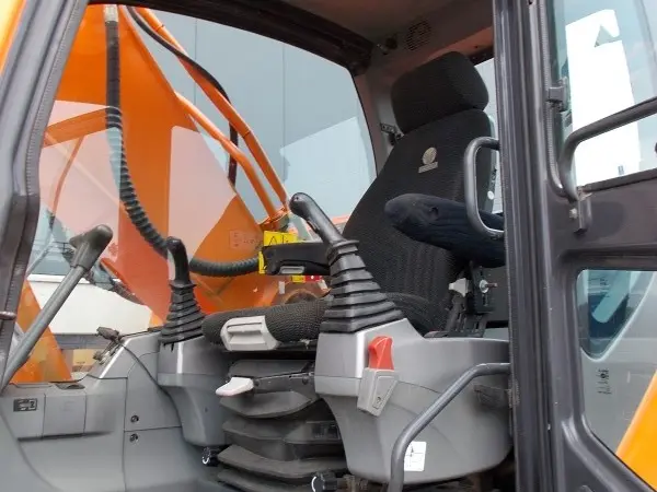 Гусеничный экскаватор Doosan DX 255 LC в Украине - фото № 9