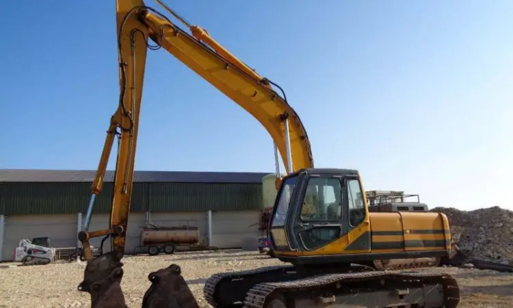 Гусеничный экскаватор JCB JS 200 Long Reach - фото № 1