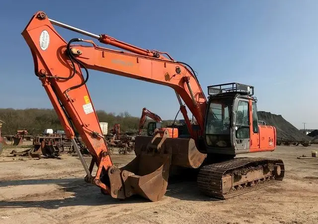 Гусеничный экскаватор Hitachi ZX180 - фото № 1