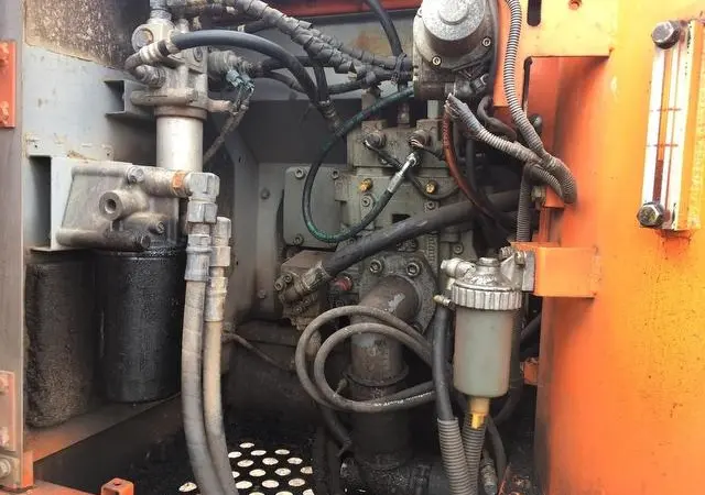 Гусеничный экскаватор Hitachi ZX180 - фото № 9