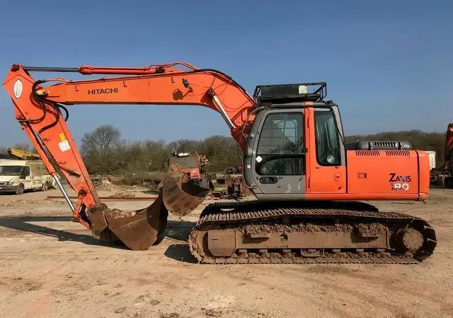 Гусеничный экскаватор Hitachi ZX180 - фото № 11