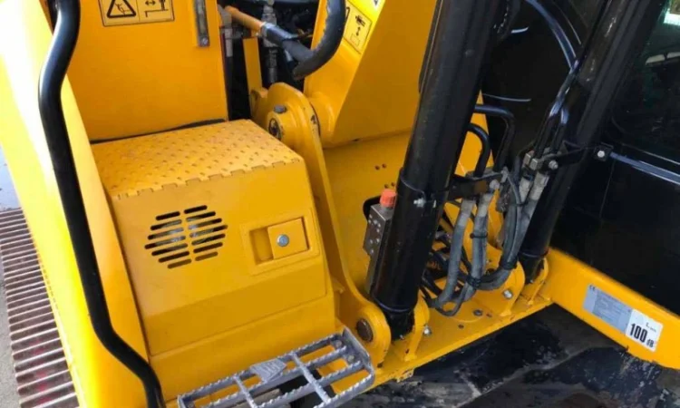 Гусеничный экскаватор JCB JS 145 LC. Экскаватор б/у. Первый владелец - фото № 11