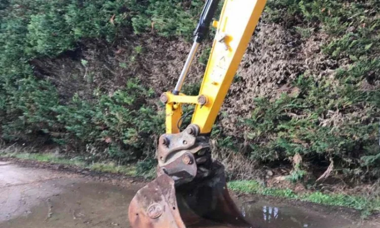 Гусеничный экскаватор JCB JS 145 LC. Экскаватор б/у. Первый владелец - фото № 5