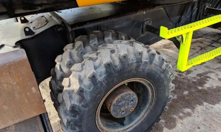 Колесный экскаватор JCB JS 200 W - фото № 17