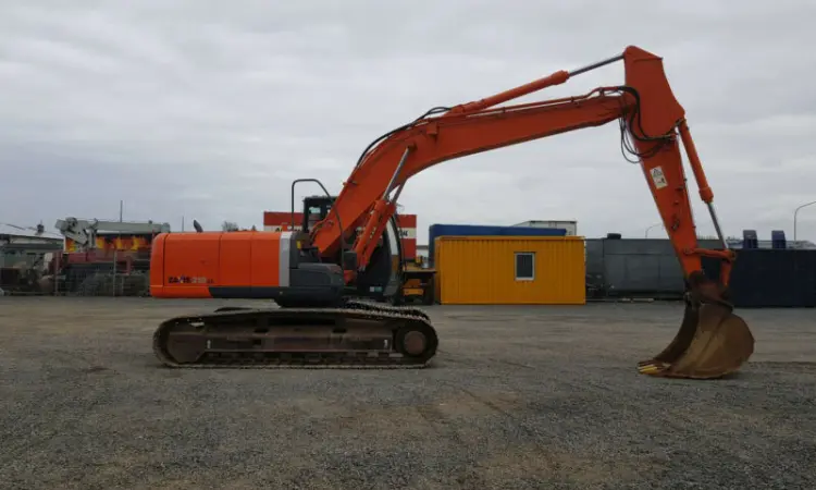 Спецтехника. Гусеничный экскаватор Hitachi Zaxis 210 LC-3 - фото № 2
