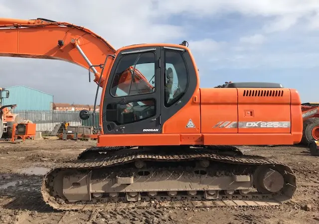 Гусеничный экскаватор Doosan DX225LC. Без пробега по Украине - фото № 1