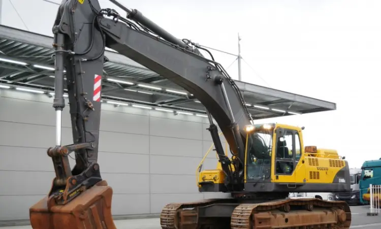 Гусеничный экскаватор Volvo EC460BLC - фото № 1