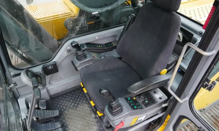 Гусеничный экскаватор Volvo EC460BLC - фото № 10