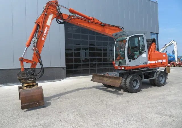 Колесный экскаватор Atlas Terex 1705MI - фото № 6