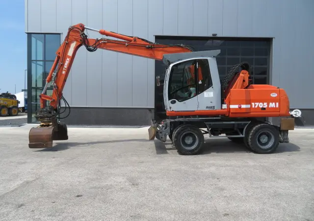 Колесный экскаватор Atlas Terex 1705MI - фото № 14