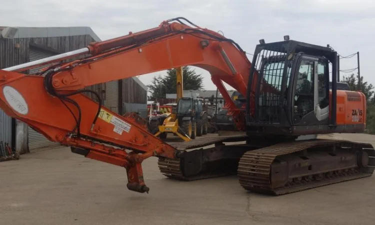 Гусеничный экскаватор. Гусеничный экскаватор Hitachi ZX280 LC-3 - фото № 4