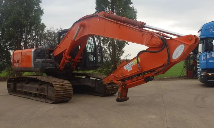 Гусеничный экскаватор. Гусеничный экскаватор Hitachi ZX280 LC-3 - фото № 16