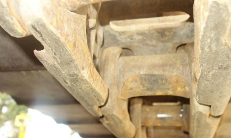 Гусеничный экскаватор. Гусеничный экскаватор Hitachi ZX280 LC-3 - фото № 12