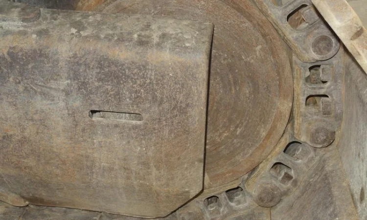 Гусеничный экскаватор. Гусеничный экскаватор Hitachi ZX280 LC-3 - фото № 2