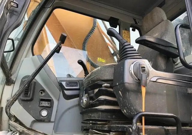 Гусеничный экскаватор Hyundai R290 LC-7A. Гусеничный экскаватор б/у - фото № 2