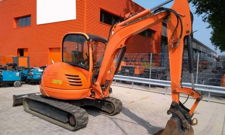 Мини-экскаватор JCB 8050 ZTS - фото № 4