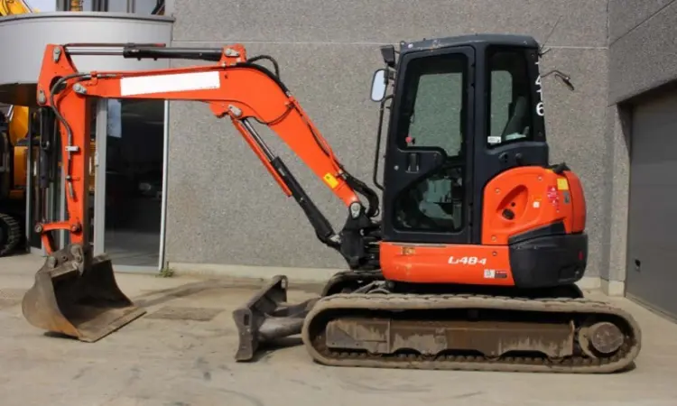 Мини-экскаватор Kubota U 48-4. Строительная техника б/у - фото № 1