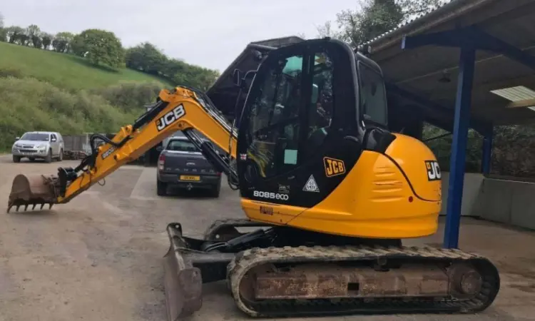 Мини-экскаватор JCB 8085 ECO - фото № 1
