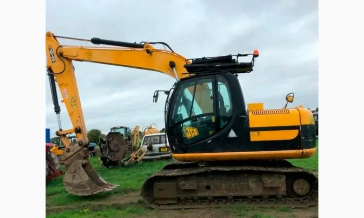 Гусеничный экскаватор JCB JS145LC. Первый владелец - фото № 2