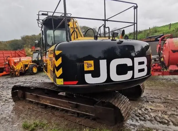 Продам Гусеничний екскаватор JCB JS220LC - фото № 1