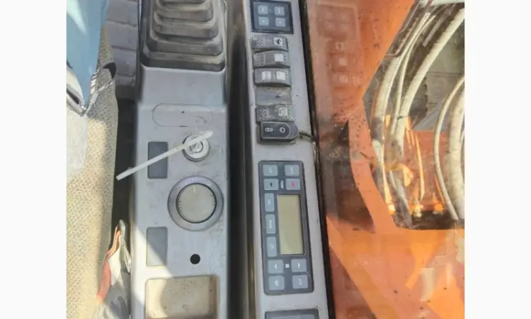 Гусеничный экскаватор DOOSAN DX340LC в Киеве - фото № 6