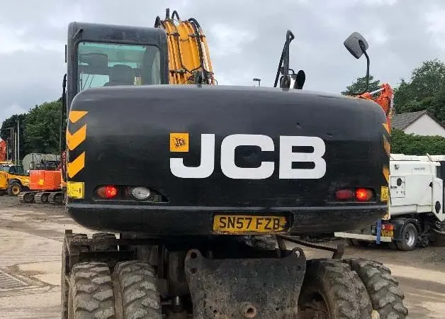 Гусеничный экскаватор JCB JS 160 W в наличии в Киеве - фото № 3