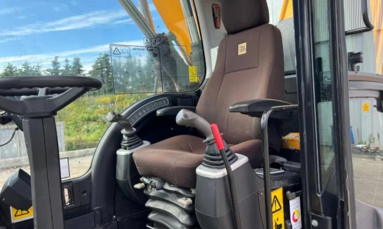 Перевантажувач JCB JS145W - фото № 9