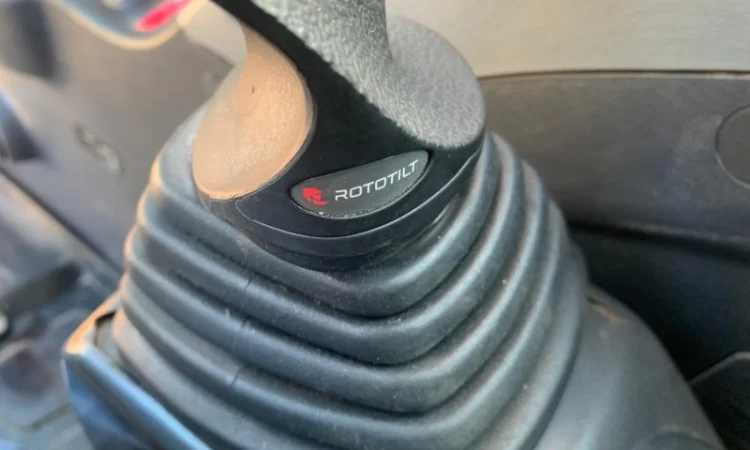 Продам екскаватор Hyundai Robex 260LC-9A Rotortilt GPS - фото № 9