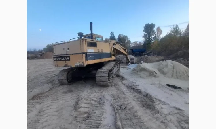 Гусеничний екскаватор Caterpillar 219LC - фото № 1