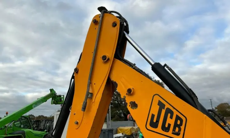 JCB 3CX Contractor 2010 рік - фото № 11
