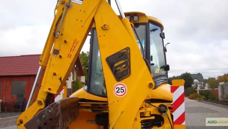 Экскаватор-погрузчик JCB 4CX 2006/ 2007 года - фото № 7