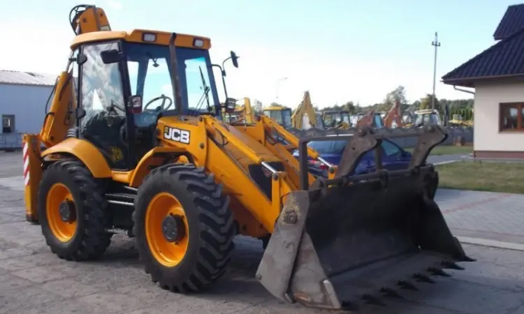 Экскаватор-погрузчик JCB 4CX 2004 года - фото № 6