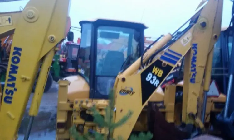 Экскаватор-погрузчик KOMATSU WB 93R 2006 года - фото № 2