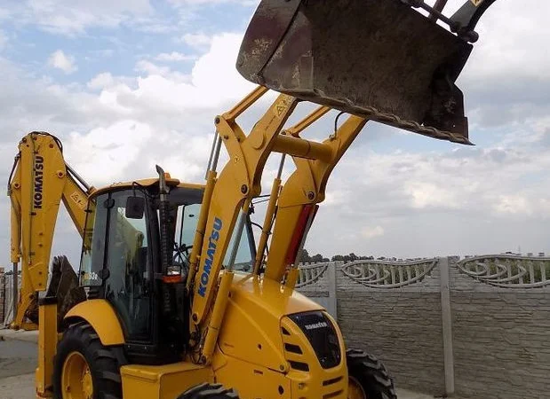 Экскаватор - погрузчик Komatsu WB93R-5 2006 года - фото № 10