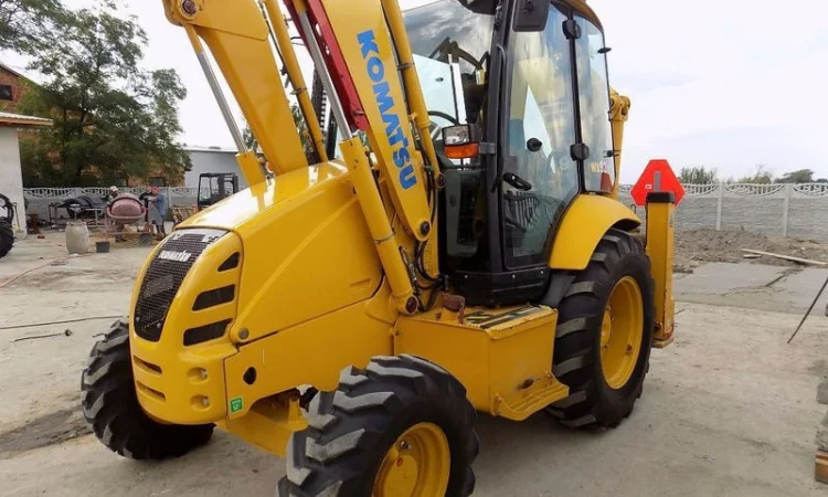 Экскаватор - погрузчик Komatsu WB93R-5 2006 года - фото № 7