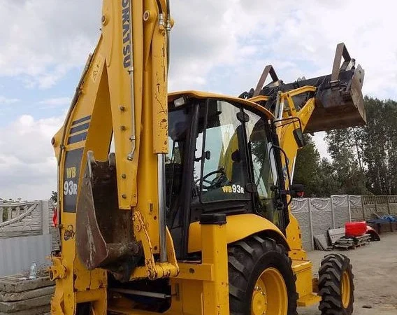 Экскаватор - погрузчик Komatsu WB93R-5 2006 года - фото № 8