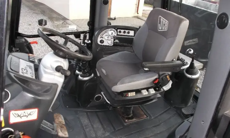 Экскаватор - погрузчик JCB 3CX Сontraktor 2007 года - фото № 2