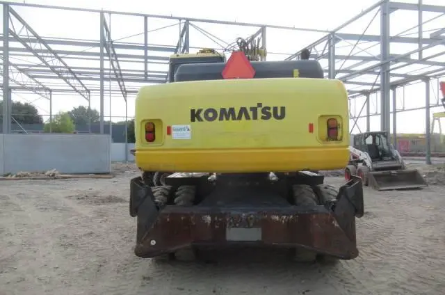 Колёсный экскаватор KOMATSU PW 180-7EO 2007 года - фото № 3
