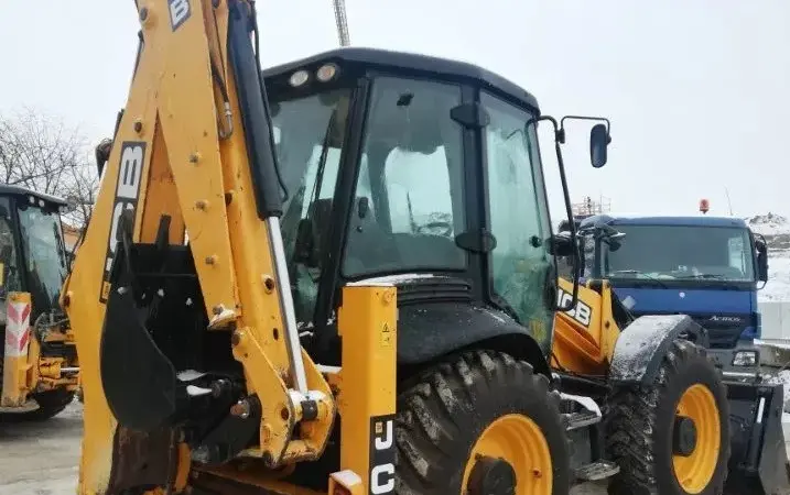 Экскаватор-погрузчик JCB 4CX ECO 2012 года - фото № 3