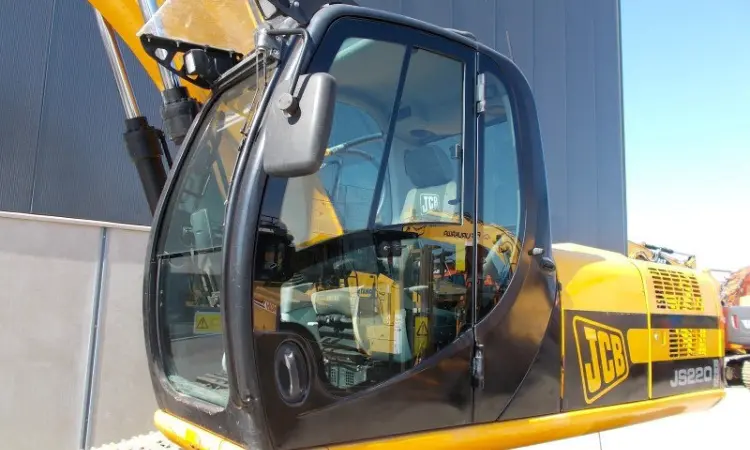 Гусеничный экскаватор JCB JS220 NLC 2010 года - фото № 7