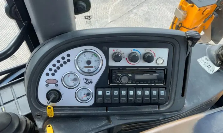 JCB 3CX SiteMaster - фото № 4