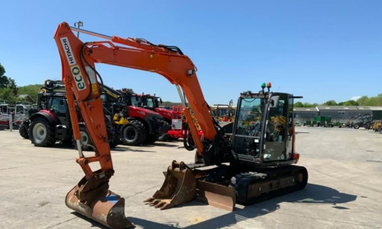 Hitachi Zaxis 85 USB-5A 2018 рік - фото № 1