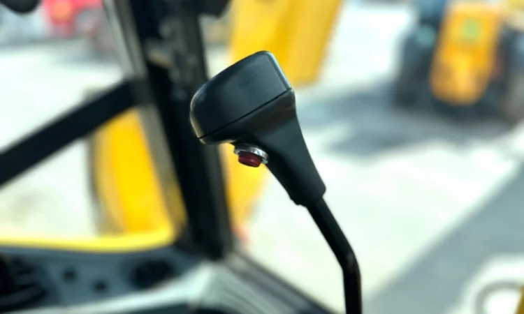 Екскаватор- навантажувач New Holland B115 - 2009 рік - фото № 11