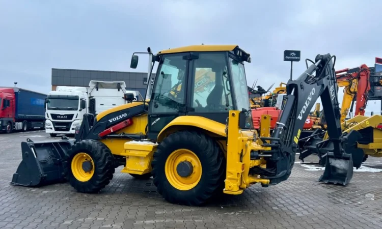 Екскаватор - навантажувач Volvo BL 71 - 2004 рік - фото № 5