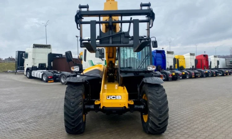 Телескопічний навантажувач JCB 541-70 AGRY - фото № 18