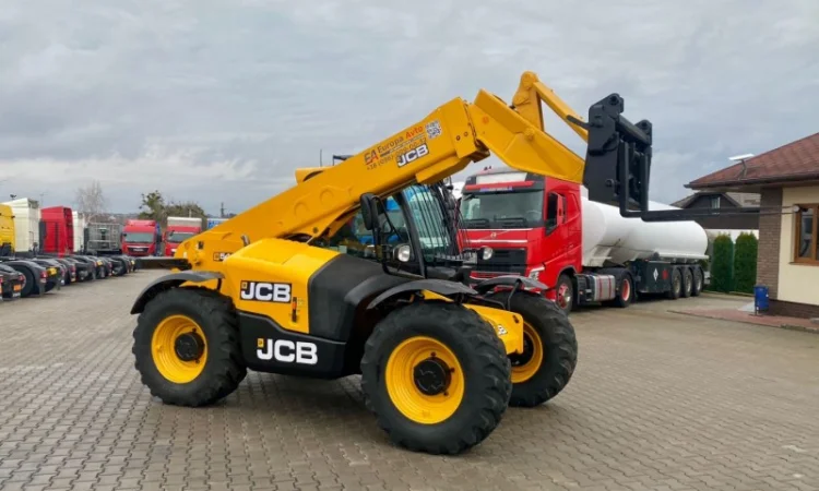 Телескопічний навантажувач JCB 541-70 AGRY - фото № 17