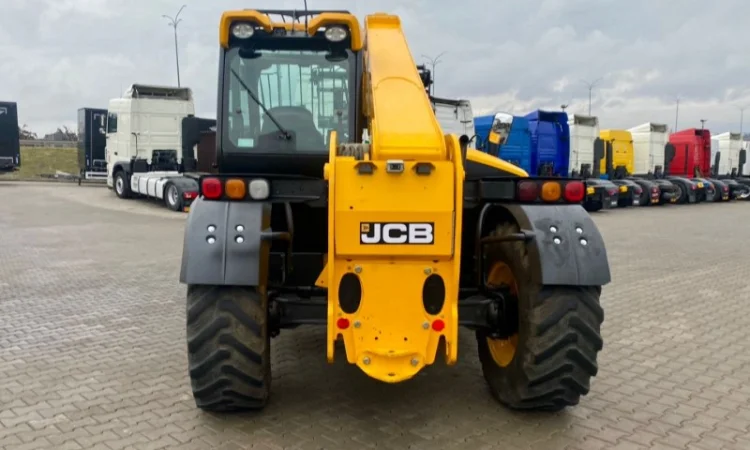 Телескопічний навантажувач JCB 541-70 AGRY - фото № 16