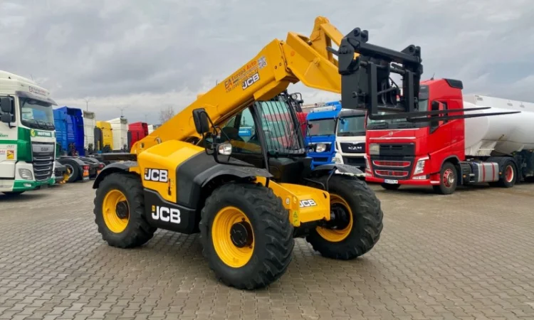 Телескопічний навантажувач JCB 541-70 AGRY - фото № 12